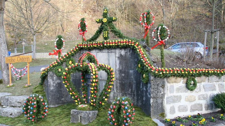 Ei, Ei, Ei: Osterbrunnen in der Fränkischen Schweiz 