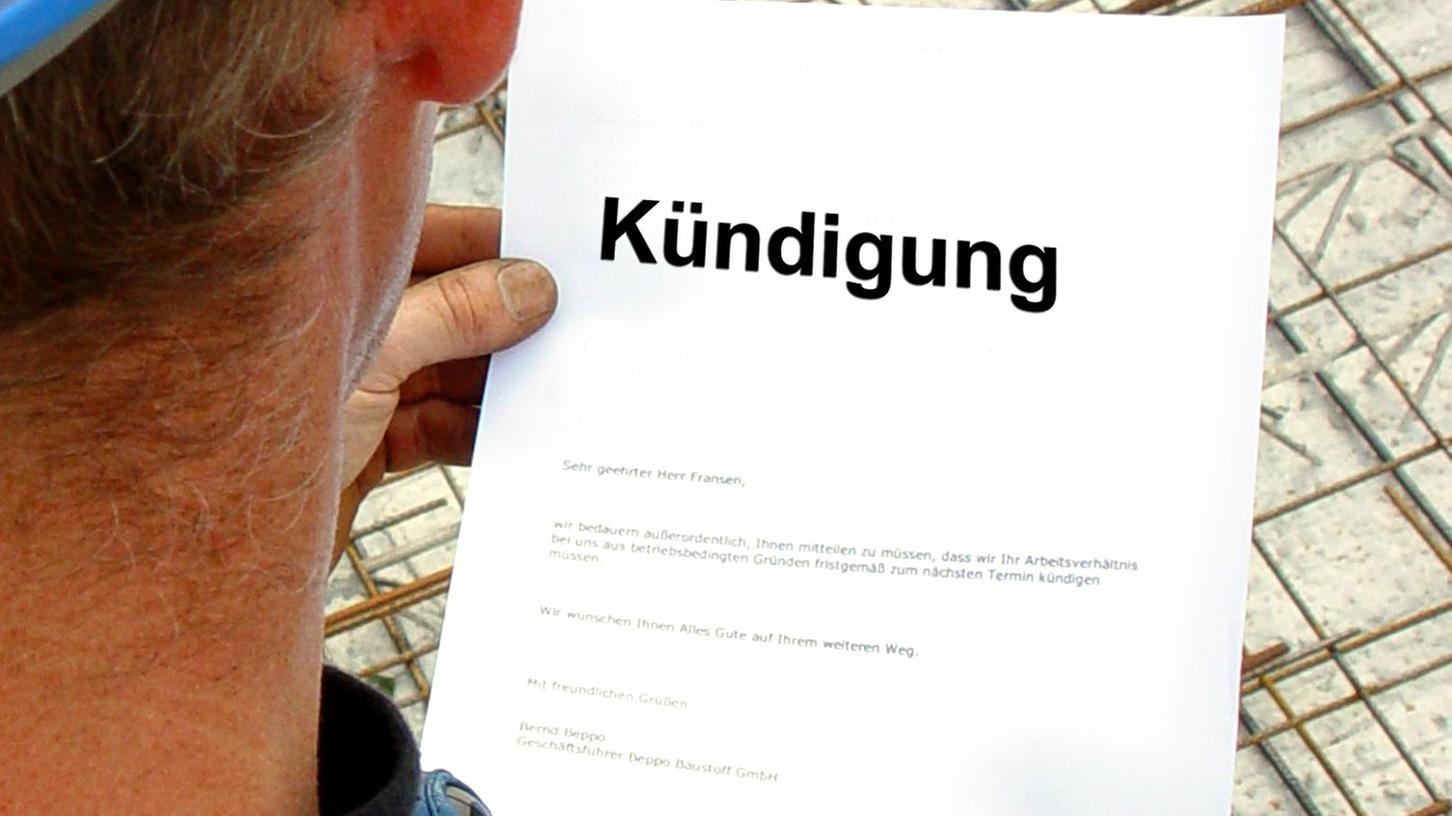 Beinahe zwei Drittel der Deutschen suchen nach einer Kündigung das Gespräch mit ihrem Vorgesetzten. Beinahe zwei Drittel der Deutschen suchen nach einer Kündigung das Gespräch mit ihrem Vorgesetzten.