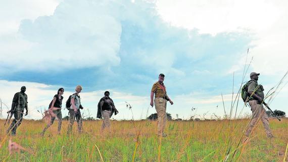 Abenteuer Afrika: Bei diesem Fußmarsch durch die Serengeti lauert überall Gefahr