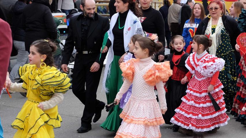 Festumzug und Bieranstich: Das Frühlingsfest öffnet seine Pforten