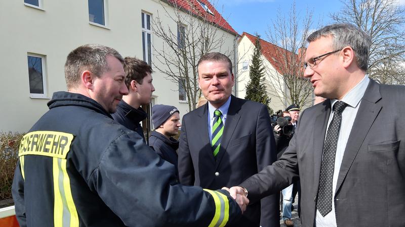 Nach Brandanschlag in Tröglitz: Drohungen gegen Landrat 