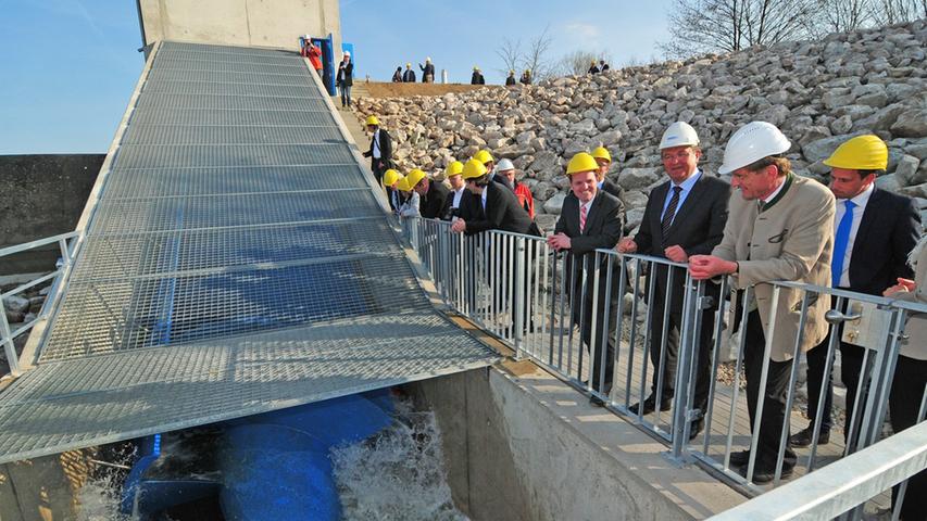Neuses versorgt sich selbst: Wasserkraftwerk "Schneggerla" geht in Betrieb