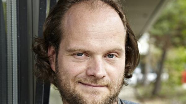 Zu einem Oberfranken-Tatort gehört natürlich auch ein echter Oberfranke im Ermittlerteam. Andreas Leopold Schadt stammt aus dem Landkreis Hof und spielt in der fränkischen Krimi-Reihe Hauptkommissar Sebastian Fleischer.