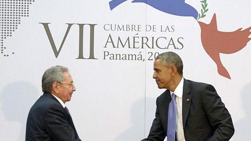 US-Präsident Barack Obama und Kubas Staatschef Raúl Castro kamen am zu einem historischen Treffen zusammen.