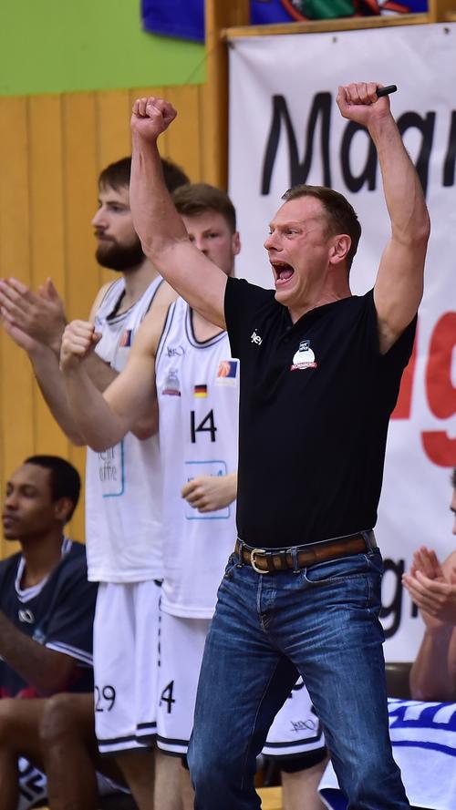 Hobbs führt Nürnbergs Basketballer ins Playoff-Halbfinale