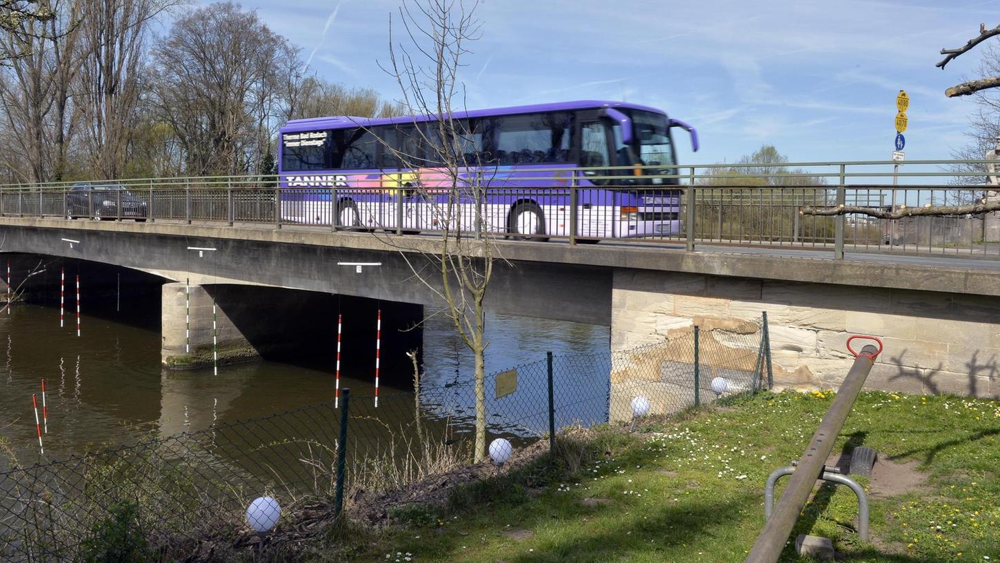 Erlangen: Regnitzbrücke hat gravierende Mängel 