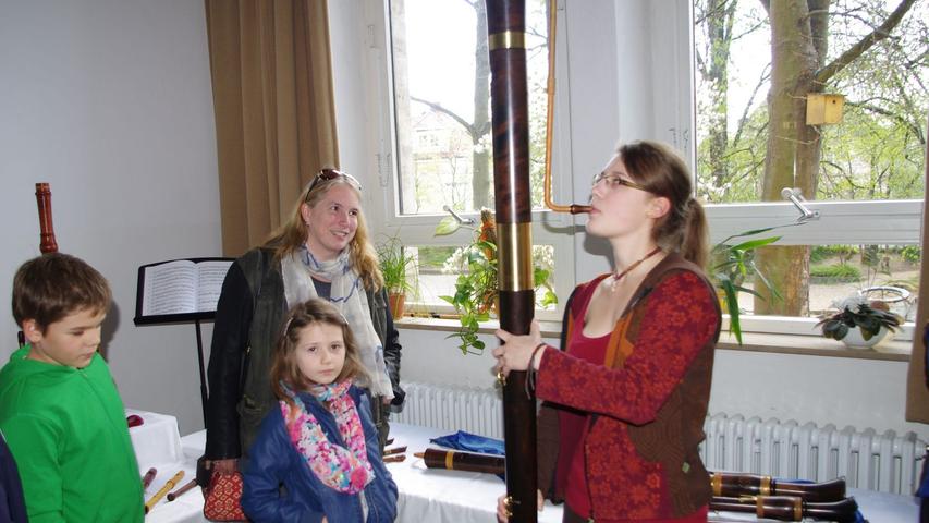Musikschule Forchheim: Kinder entdecken Akkordeon, Gitarre und Co