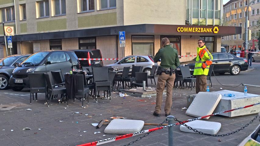 Nürnberg: Autofahrer rast wohl absichtlich in Menschenmenge