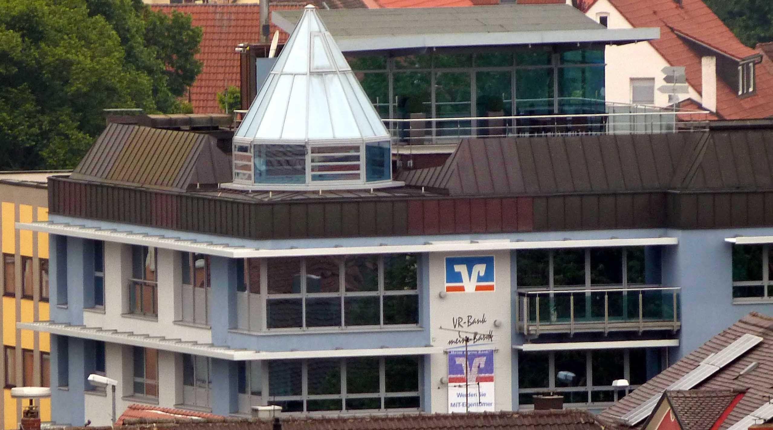 "Viele schaffen mehr": VR-Bank startet Crowdfunding ...