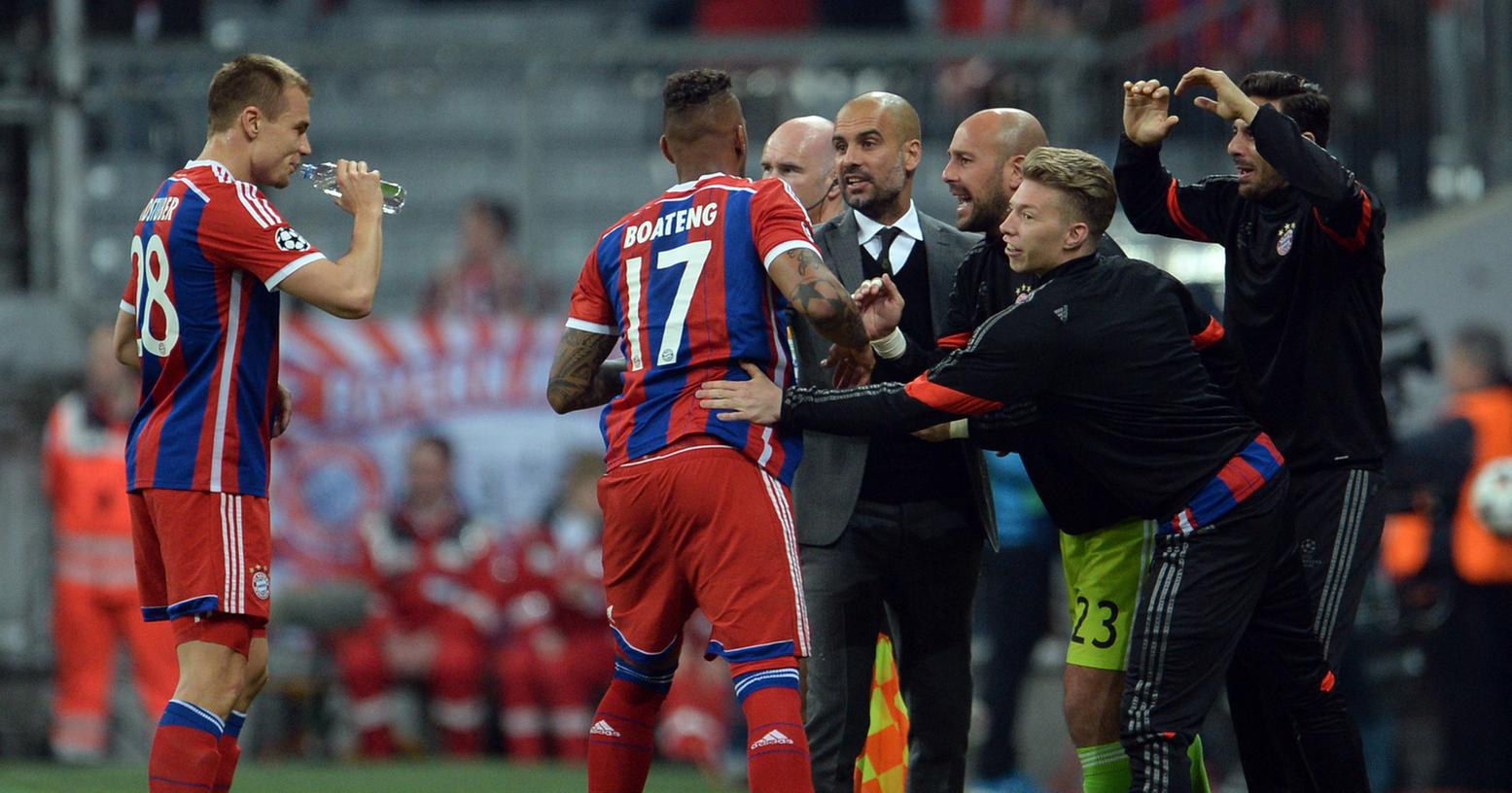 Pep Guardiola darf sich der Unterstützung der Bayern-Bosse sicher sein.