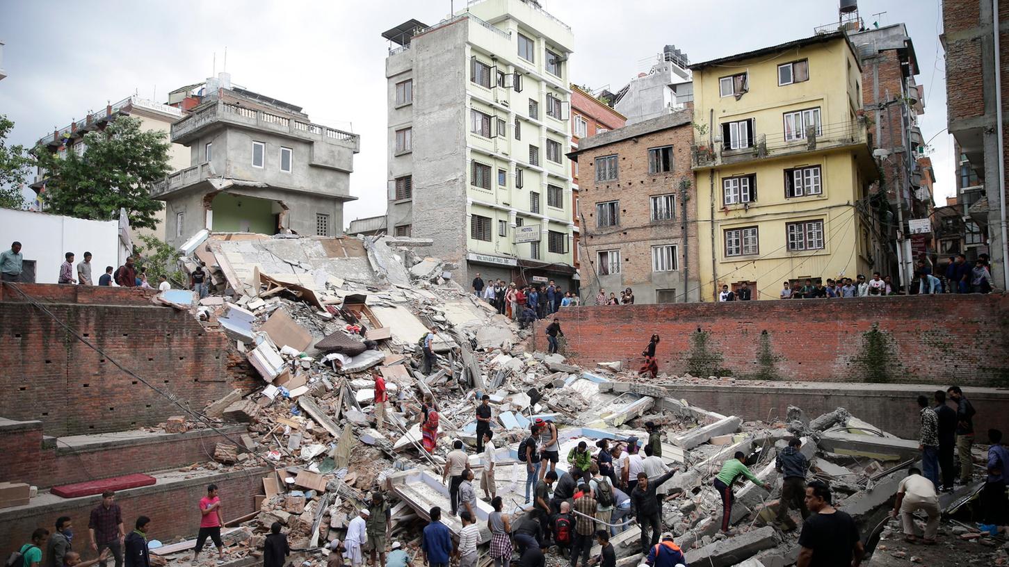 Ein heftiges Erdbeben versetzte Nepal Ende April in Angst und Schrecken. Auch die Nürnbergerin Maria K. ist seither verschollen.