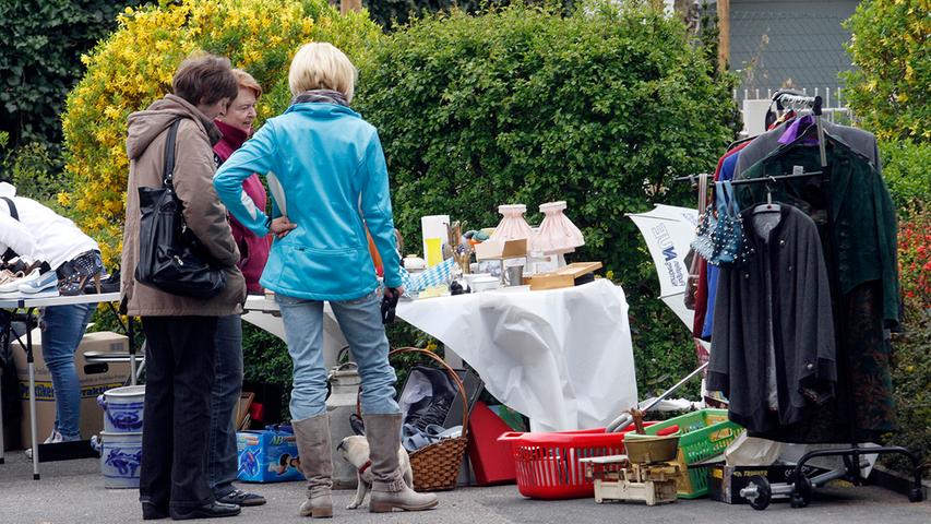 Trödeln an der Haustür: Gartenflohmarkt am Marienberg