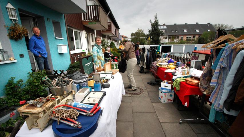 Trödeln an der Haustür: Gartenflohmarkt am Marienberg