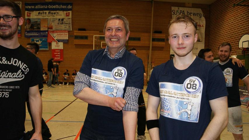 Auerbacher Handballer feiern in Sulzbach Wiederaufstieg