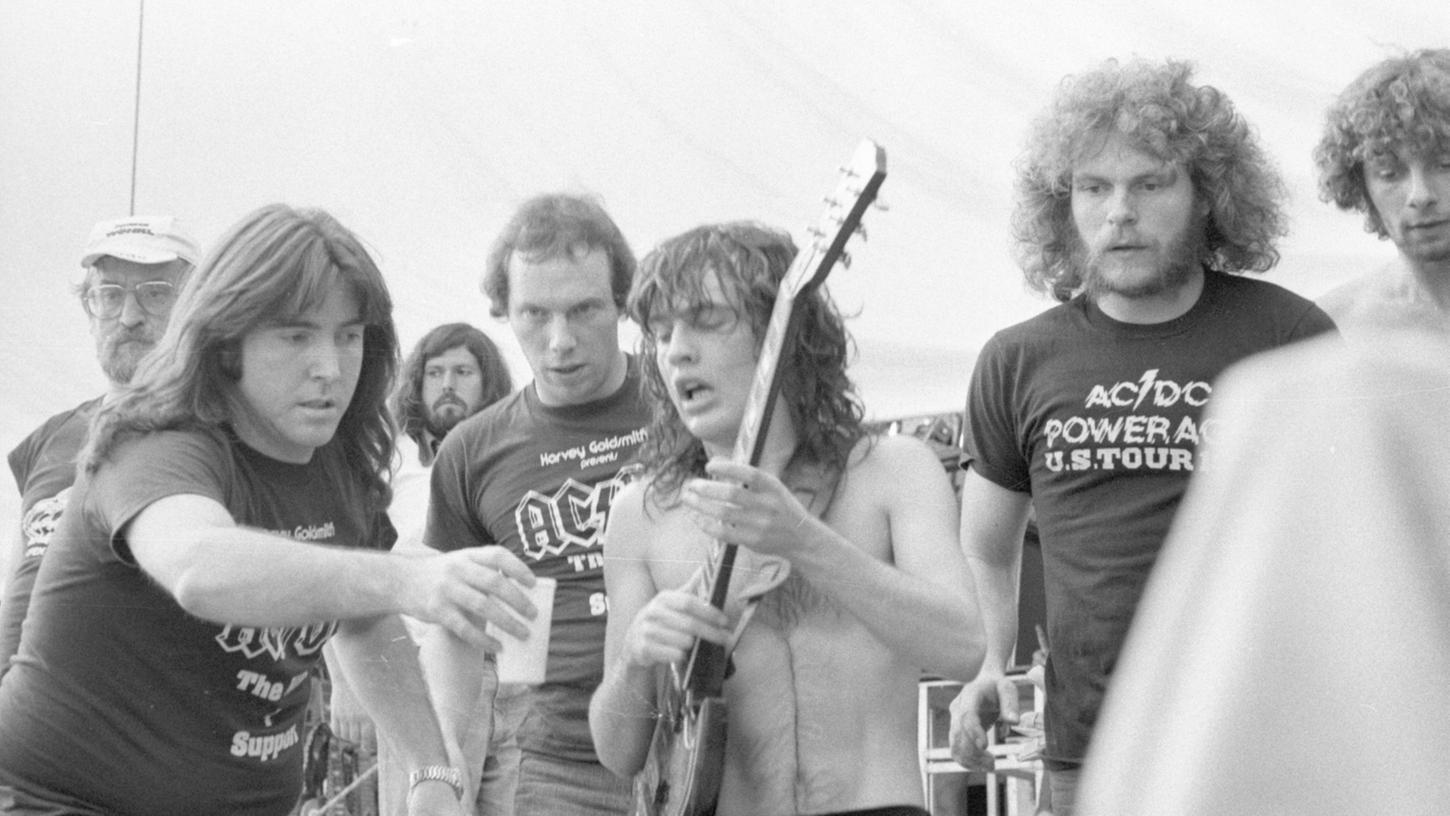Der Auftritt von AC/DC beim Nürnberger Open Air 1979 hinterließ nicht nur bei den Besuchern Spuren, auch die Musiker gaben alles.