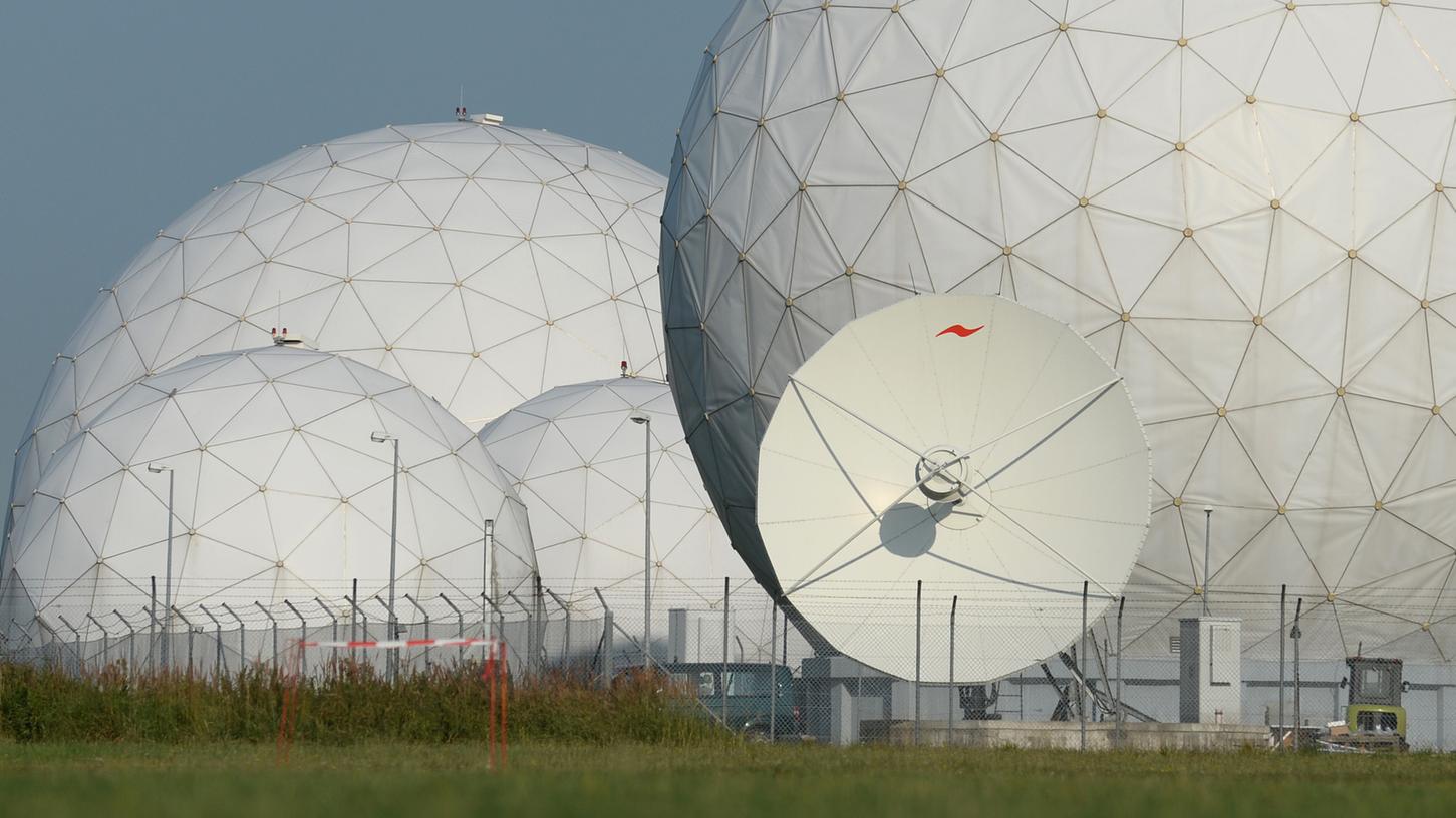 Der Bundesnachrichtendienst (BND) hat im August 2013 in den vom US-Geheimdienst NSA übermittelten Spähzielen gezielt nach europäischen Regierungsstellen gesucht.