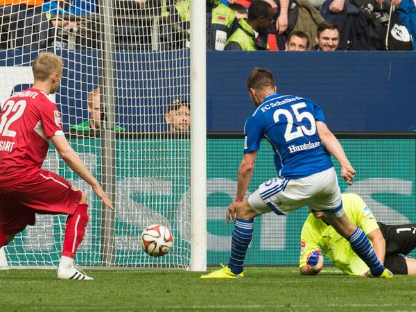 Er kann es noch: Klaas-Jan Huntelaar traf gegen Stuttgart zweimal für Schalke 04.