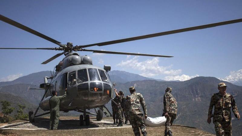 Vier Verschüttete in Nepal nach einer Woche gerettet