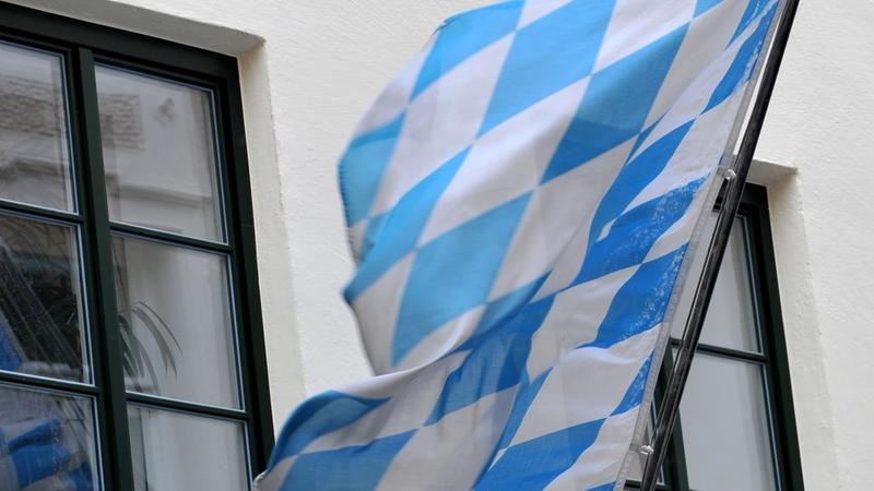 Streit um Bayernflagge: Jetzt muss das Gericht entscheiden