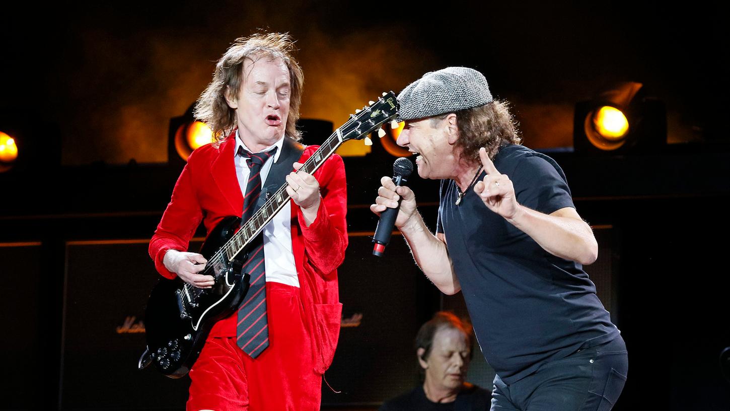 Brachten das Zeppelinfeld am Freitagabend zum Beben: Die Musiklegenden von AC/DC. Brachten das Zeppelinfeld am Freitagabend zum Beben: Die Musiklegenden von AC/DC.