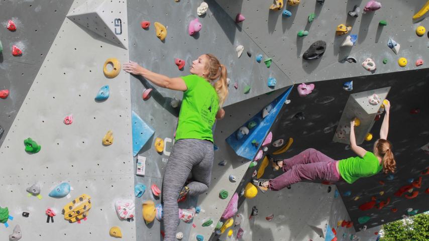 Klettern wie die Affen: Erlanger Stadtmeisterschaft im Bouldern