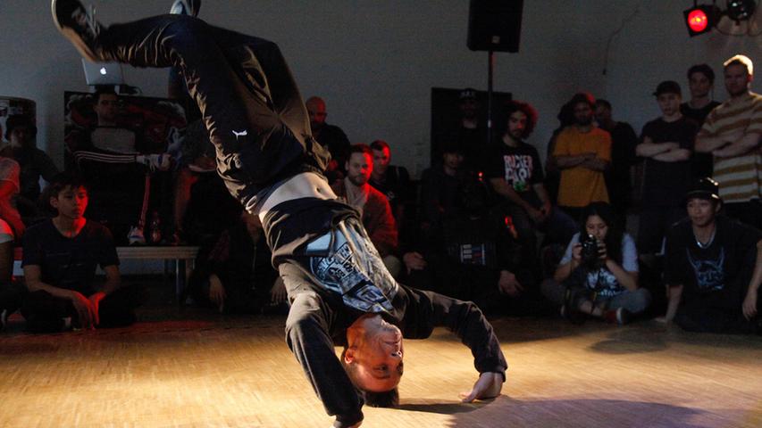 Twists, Flares und mehr beim Breakdance Battle in Erlangen