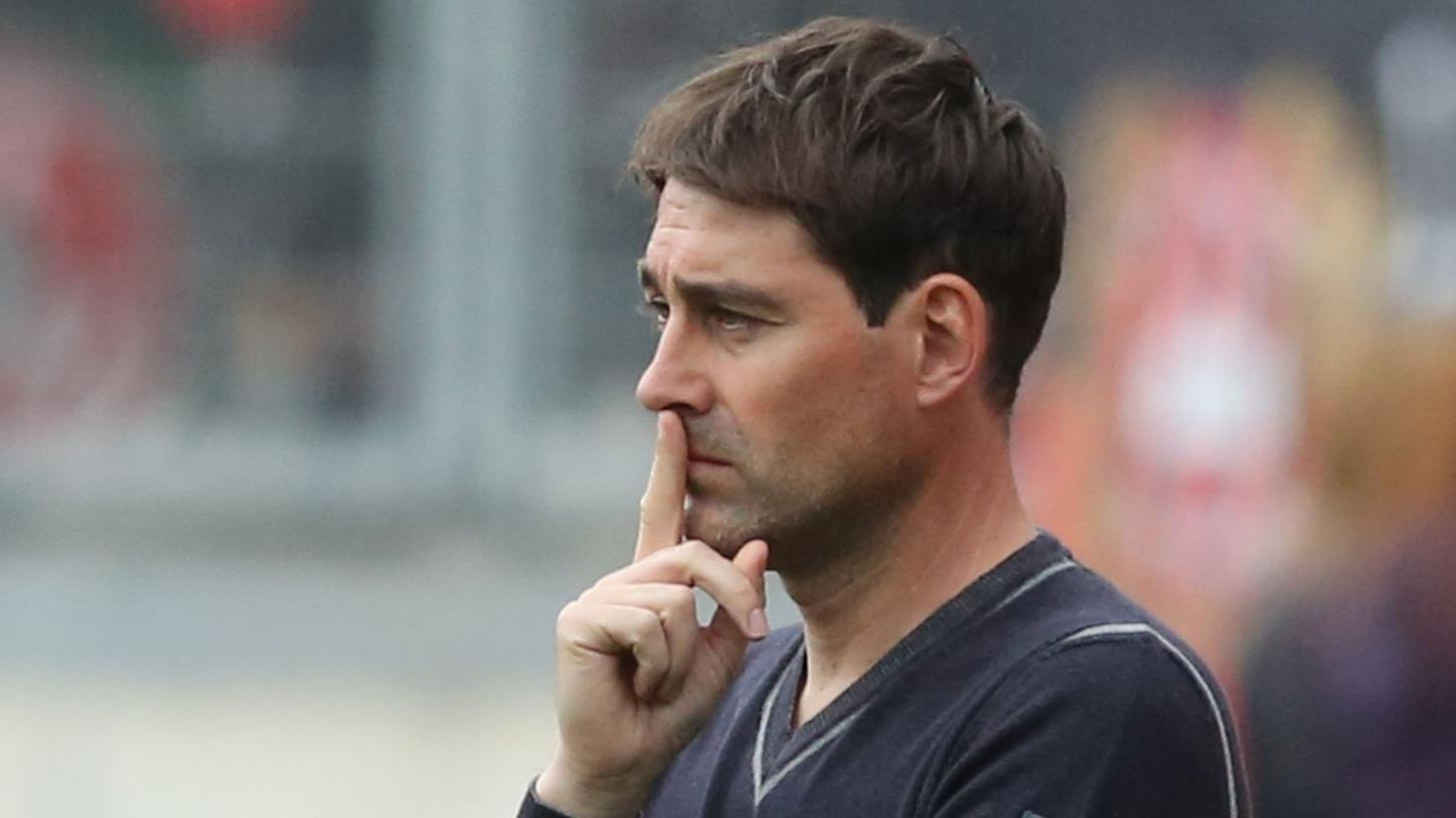 Was ist dran an dem Gerücht, dass RB Leipzig weiterhin die Fühler nach René Weiler ausgestreckt hat? Was ist dran an dem Gerücht, dass RB Leipzig weiterhin die Fühler nach René Weiler ausgestreckt hat?