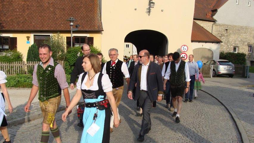 Die Berchinger feiern ihr Pfingst-Volksfest