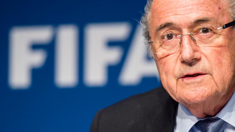 Bislang perlt der FIFA-Skandal an Präsident Sepp Blatter ab. Er darf auf seine Wiederwahl hoffen.