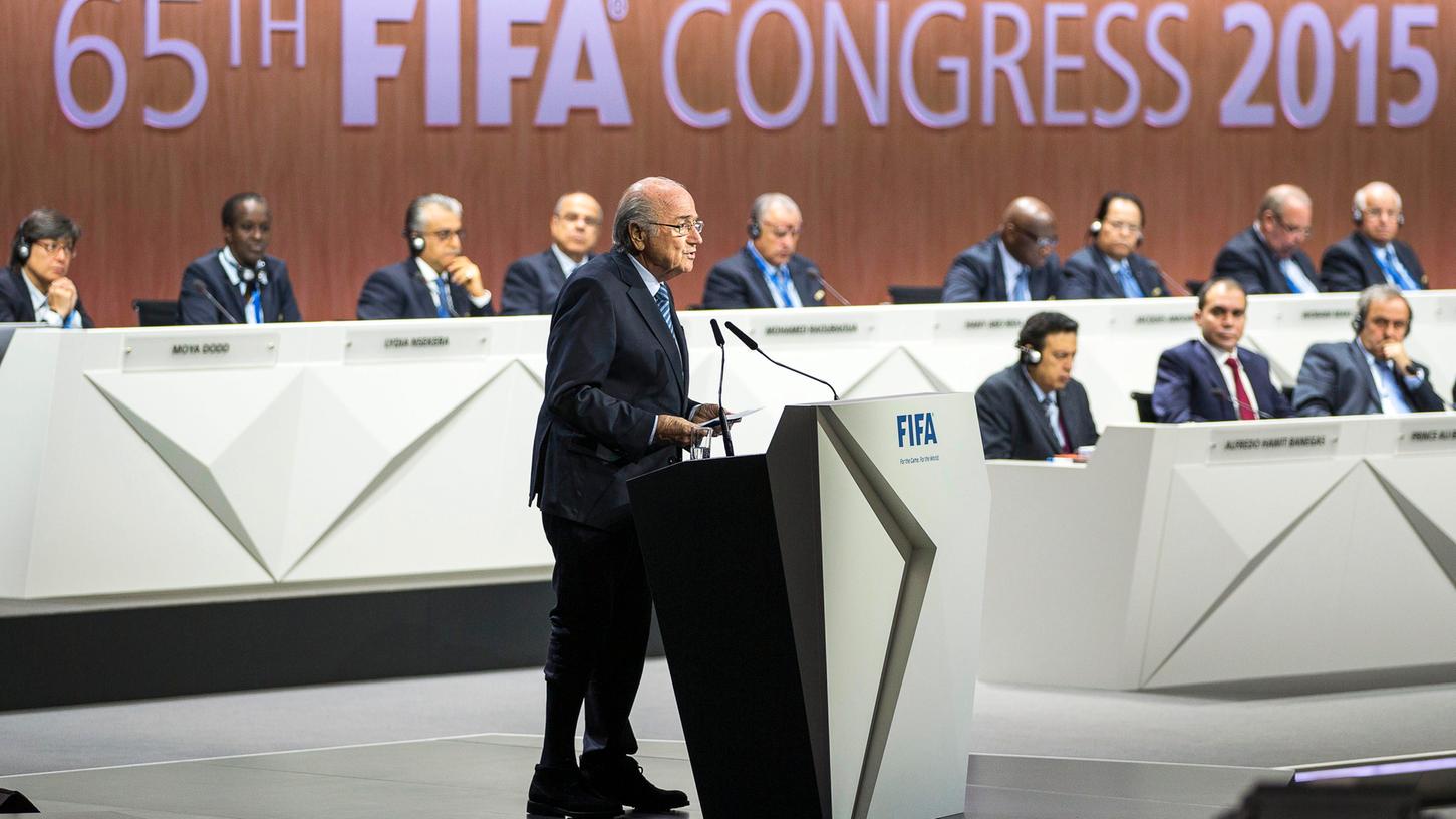 Gegen den Kongress des Weltverbandes  FIFA in Zürich hat es am Freitag eine Bombendrohung gegeben.