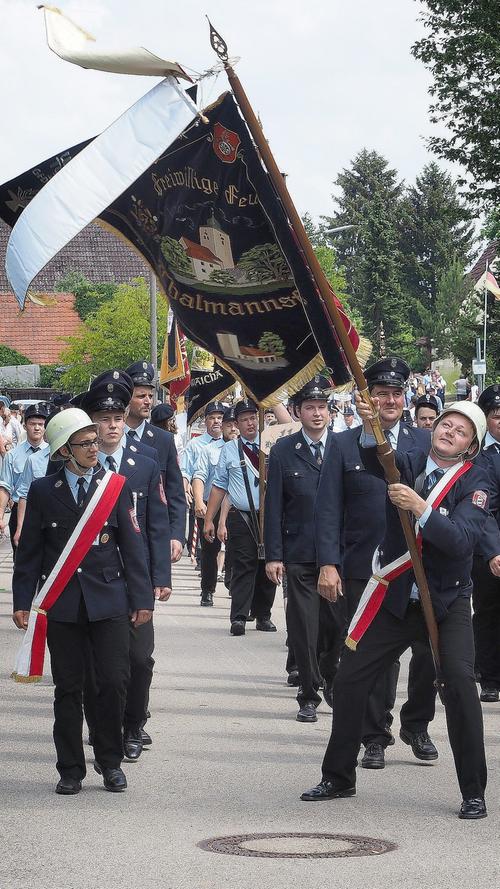 Festumzug in Veitserlbach: Feuerwehr wird 125 Jahre