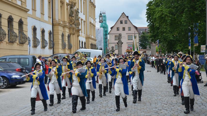 Großer Festumzug in Ellingen: Schützengesellschaft feiert 150. Geburtstag