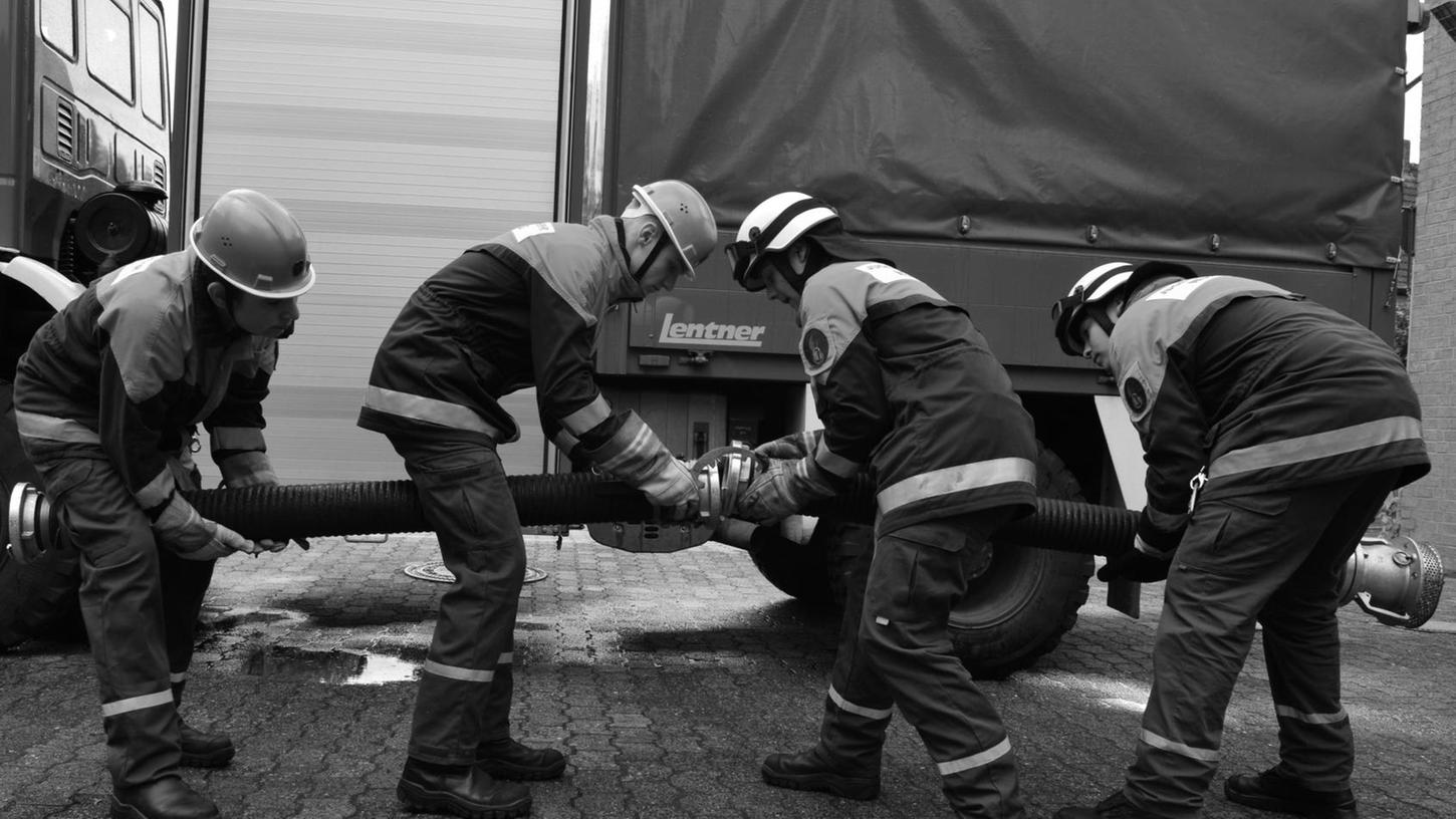 Feuerwehrjugend trotzte Regen: Leistungsprüfung bestanden