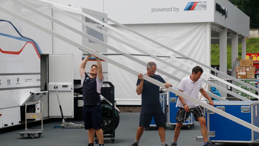 In den Startlöchern: Der Norisring 2015 wird aufgebaut