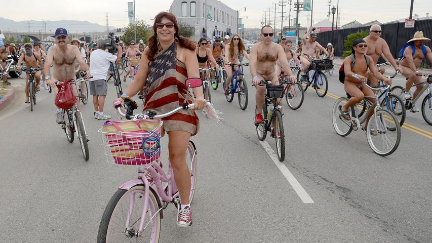 World Naked Bike Ride: Nackt durch die Straßen von LA