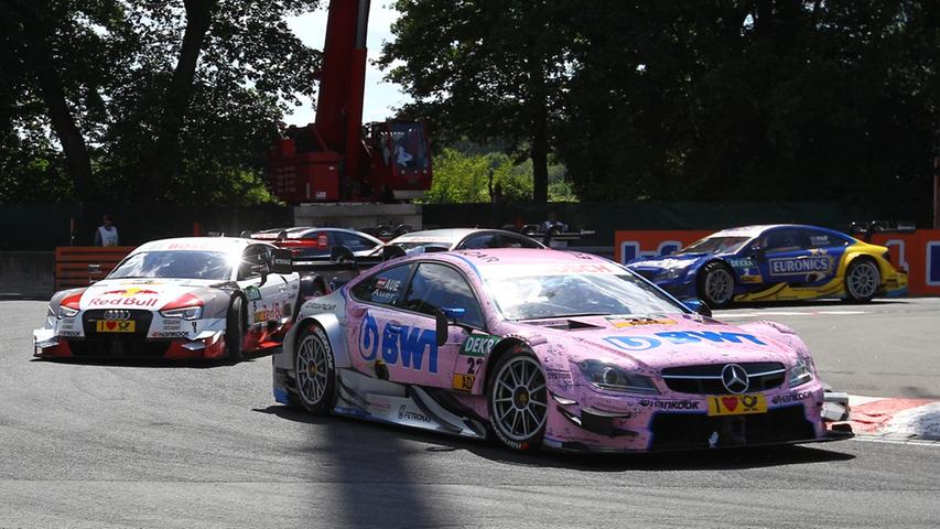 Wickens gewinnt das DTM-Rennen 2015 am Norisring