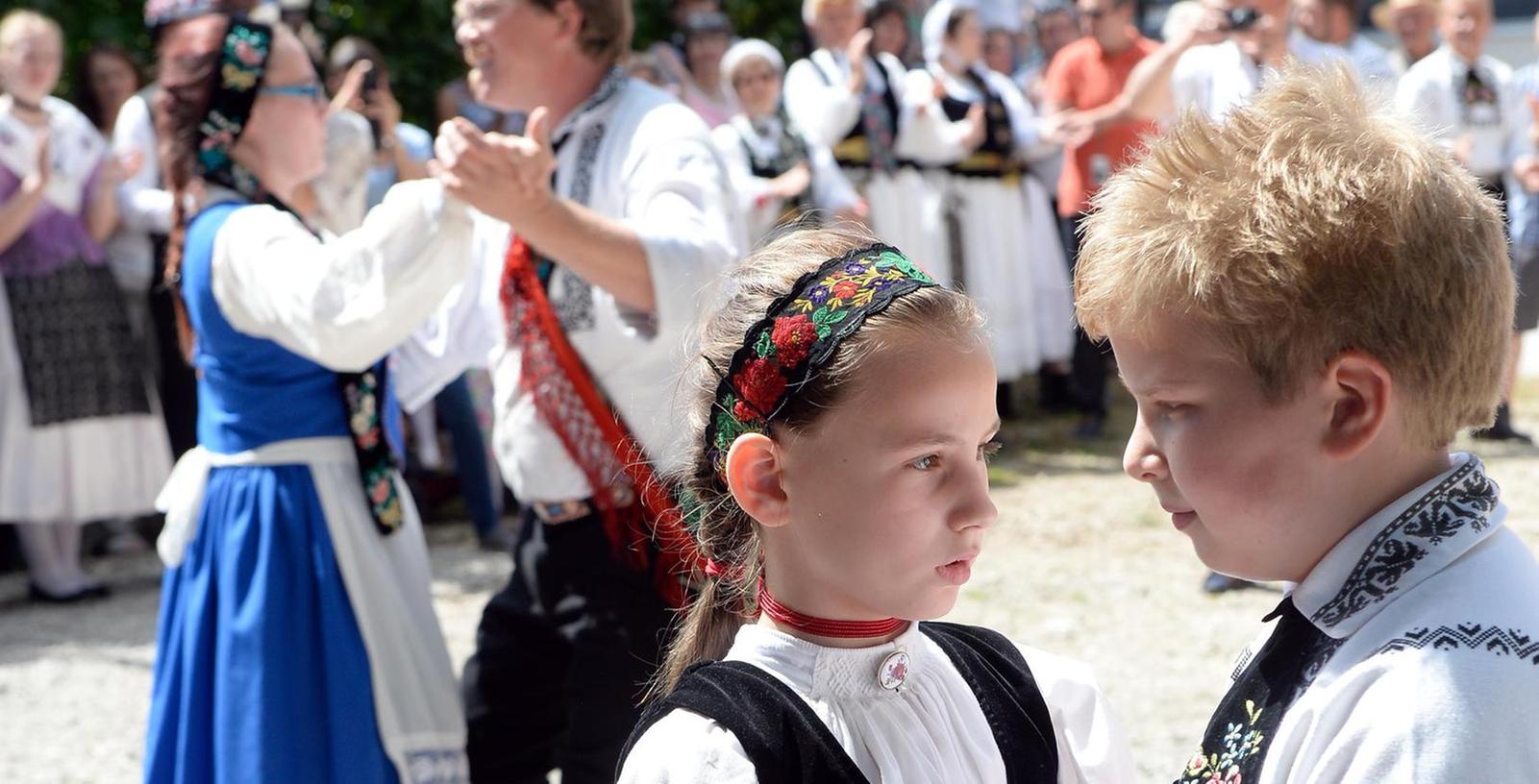 Kronenfest: Mit Tradition ganz hoch hinauf