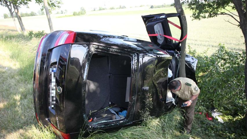 Unfall bei Issigau: Autofahrer schwer verletzt