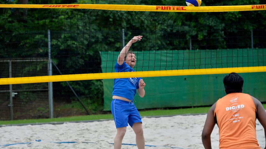 Beachvolleyballer kämpften in Erlangen um den Titel