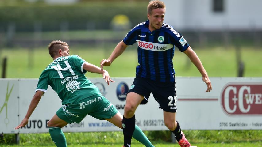 3:2 gegen Pokalsieger Pribram: Fürth bleibt in der Siegerspur