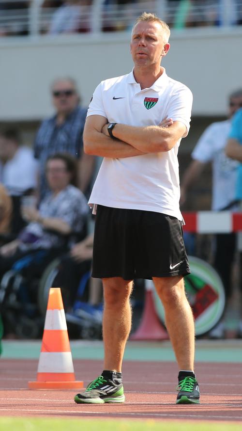 Eine Woche vor Saisonstart sieht Schweinfurt-Coach Gerd Klaus einen guten Auftritt seiner Mannschaft.