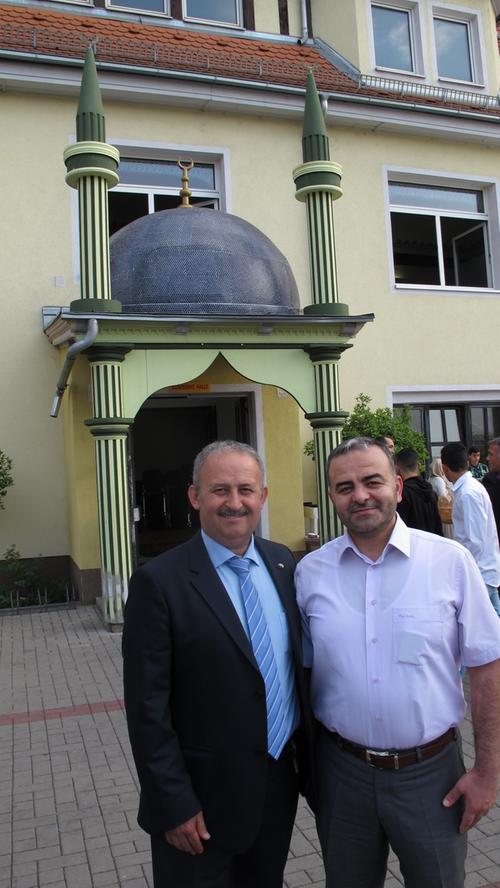 Ditib-Vorsitzender Refet Avci und Imam Ahmet Bayer.