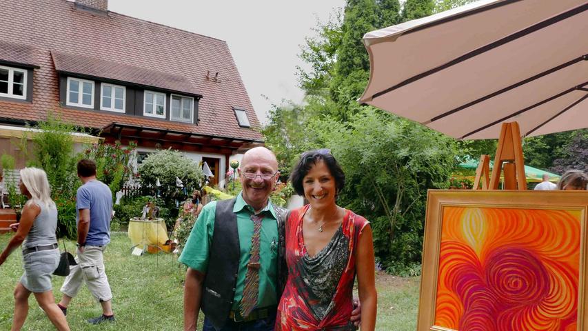 …richtete Tochter Susanne Tietze mit Partner Josef Prietl ein “CreActiv Zentrum” ein. Sie stellten ihr Konzept beim Kunst-Sommerfest vor.