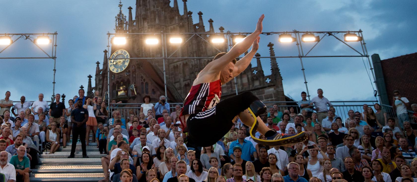 Die Stimmung: überragend. Markus Rehm sprang 8,11 Meter - gewonnen hat aber dennoch ein anderer.