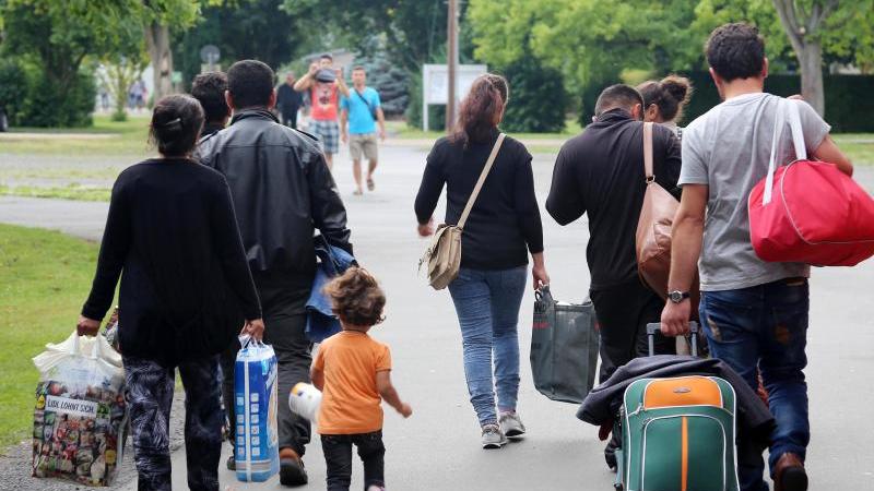Vergangene Woche erst kündigte Bayern die Einrichtung spezieller Aufnahmezentren für Balkan-Flüchtlinge an. Nun ist der erste Standort fix. (Symbolbild)