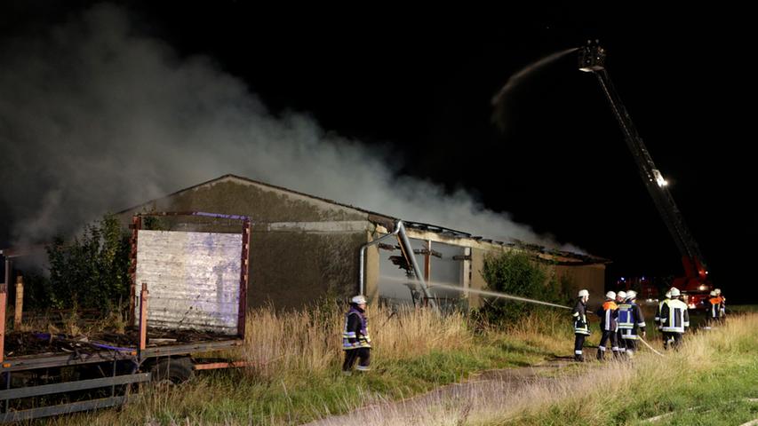 Kripo ermittelt: Scheune bei Gunzenhausen abgebrannt