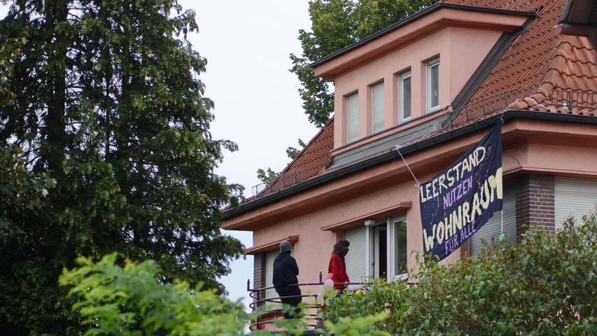 Großeinsatz gegen Hausbesetzer: SEK räumte Gebäude in Buch