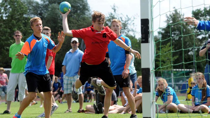 Open-Air-Handball: Nachwuchssportler maßen sich in Wendelstein