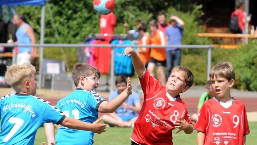 Open-Air-Handball: Nachwuchssportler maßen sich in Wendelstein