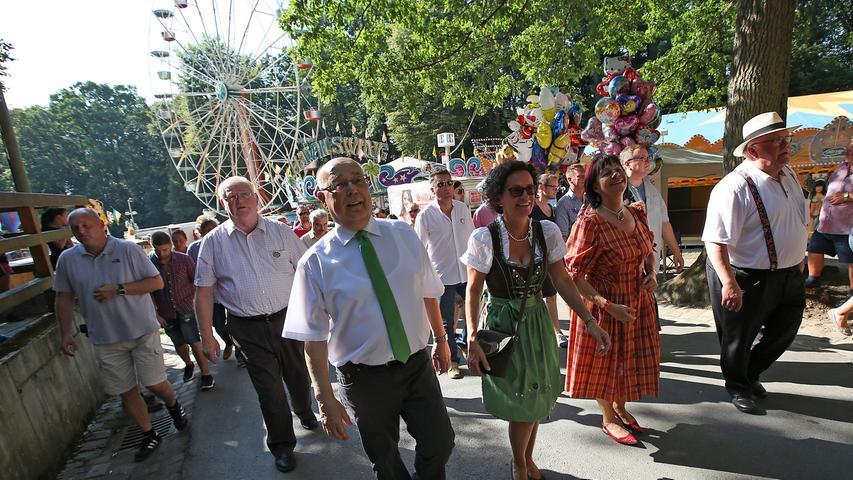 Wie das diesjährige Annafest feierte auch Franz Stumpf in diesem Jahr ein großes Jubiläum: 65 Jahre alt ist er am 31. Juli 2015 geworden; zudem feierte er Dienstjubiläum.